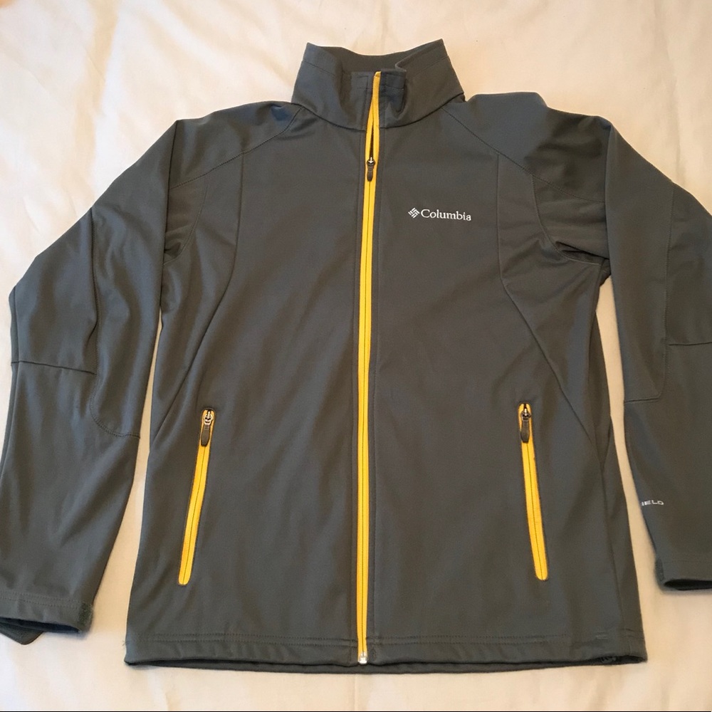 Mid-weight Columbia Men’s Athletic Jacket